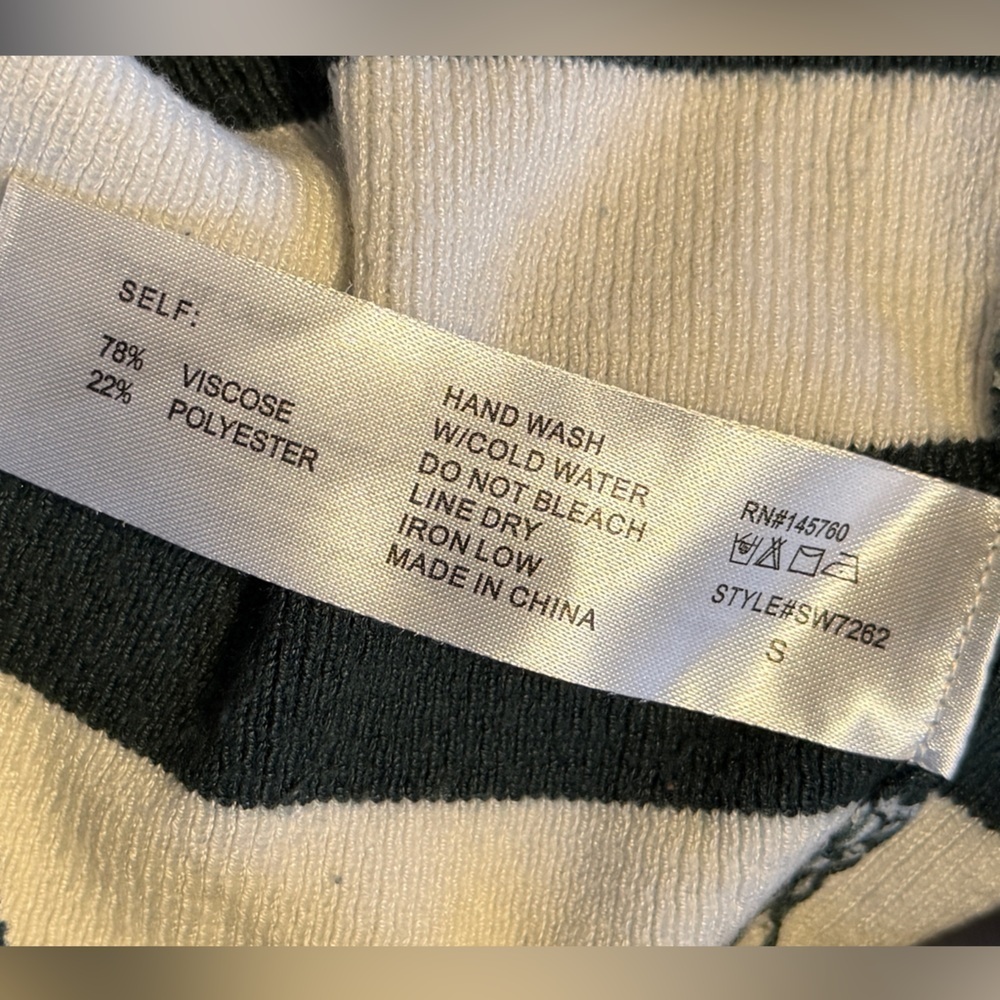Aster Dark Green & White Striped Cropped Sweater - Picture 5 of 5